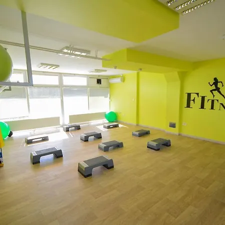 بيت شباب Studentski Centar موستار